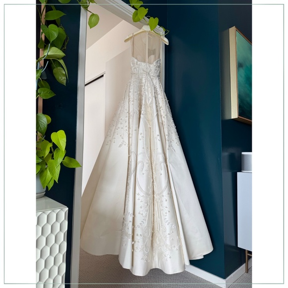 $17,500 Saiid Kobeisy Beaded Tulle, Silk Thread & Organza Flowers Runway Gown - Picture 7 of 13